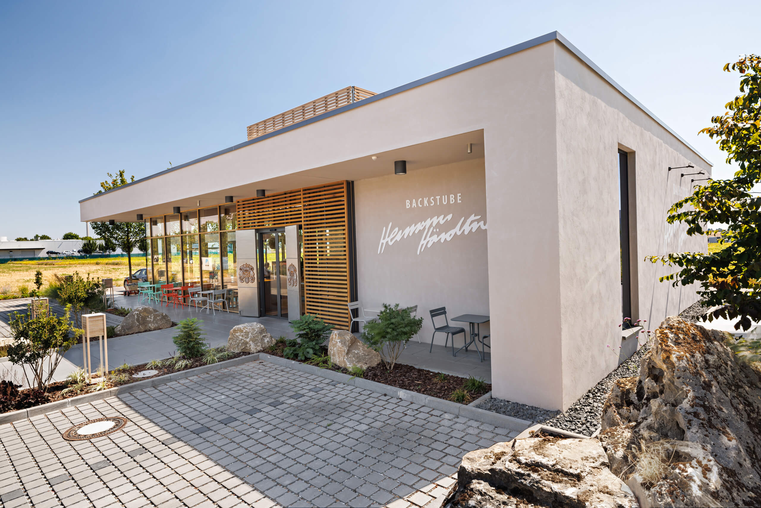 Außensichtansicht Neubau Pavillon der Bäckerei-Café Härdtner